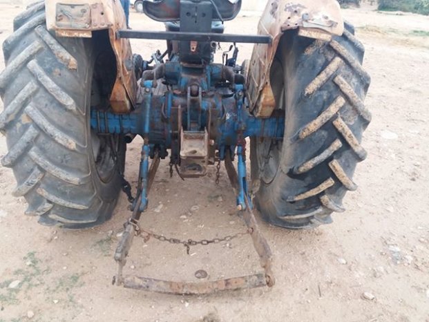 À vendre Tracteur Ford 6610 Bon état complet