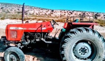 À vendre Tracteur Massey Ferguson 440 Xtra Bon état complet
