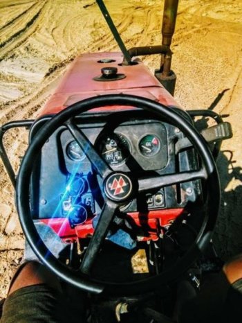 À vendre Tracteur Massey Ferguson 440 Xtra Bon état complet
