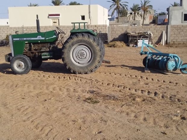 À vendre Tracteur + Accessoire + Matériel Al Jadah 290 Bon état complet