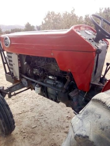 À vendre Tracteur Massey Ferguson 178 Bon état complet