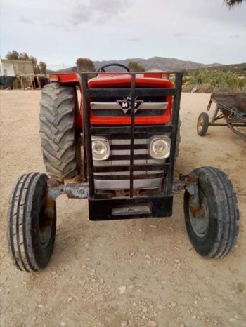 À vendre Tracteur Massey Ferguson 178 Bon état complet