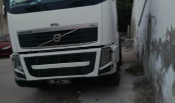 À vendre Tracteur routier sans attelage Volvo FH 400 Bon état complet