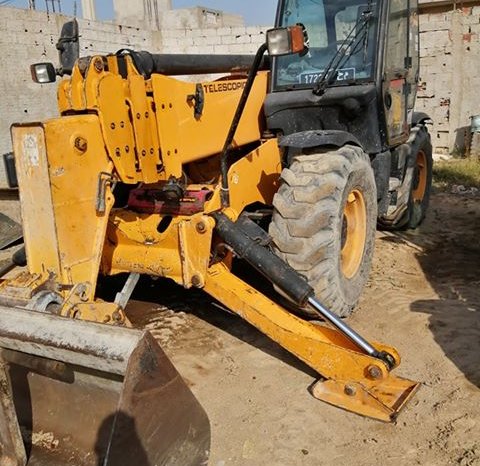 LOCATION parc engin BTP : Bulldozer, Grader, Télescopique, tractopelle (minimum 15 jours) complet