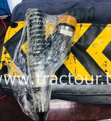 À vendre Injecteur Caterpillar D8L Neuf JAMAIS UTILISE complet