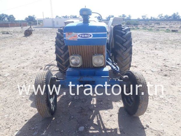 À vendre Tracteur avec matériels Ford 6610 Bon état complet