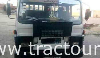 À vendre Camion plateau avec ridelles Iveco Magirus – 4 cylindres Bon état complet