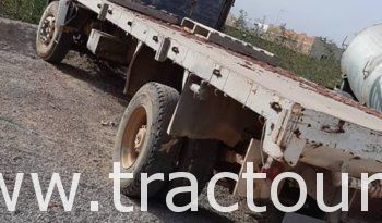 À vendre Camion plateau sans ridelles Berliet GLR 190 Bon état complet