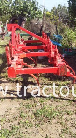 À vendre Canadienne à ressorts 13 dents Razol Bon état complet