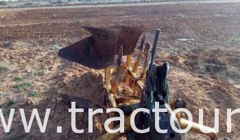 À vendre Charrue à 2 socs réversible MIG-Huard Bon état complet