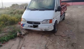 À vendre Camion benne Ford Bon état complet