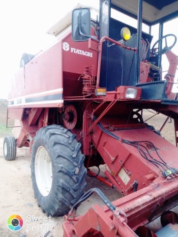 À vendre Moissonneuse batteuse avec cabine Laverda 3500 Bon état complet