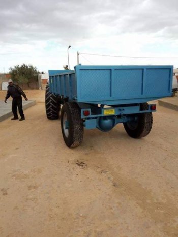 À vendre Semi remorque agricole benne standard complet