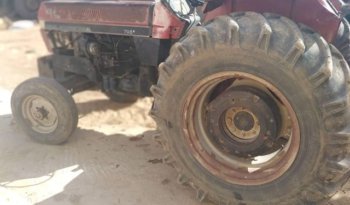À vendre Tracteur Case IH 795 Bon état complet