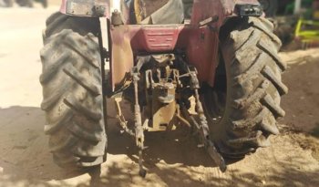 À vendre Tracteur Case IH 795 Bon état complet