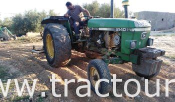 À vendre Tracteur John Deere 2140 Bon état complet