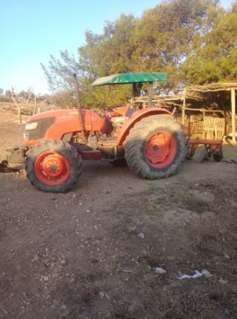 À vendre Tracteur Kubota M8540 Bon état complet