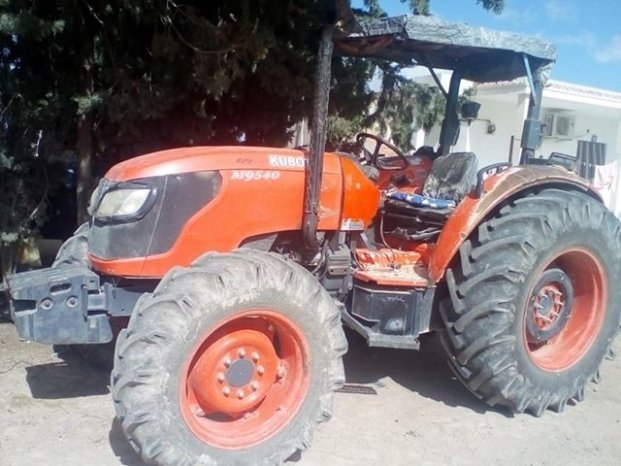 À vendre Tracteur Kubota M9540 Bon état complet