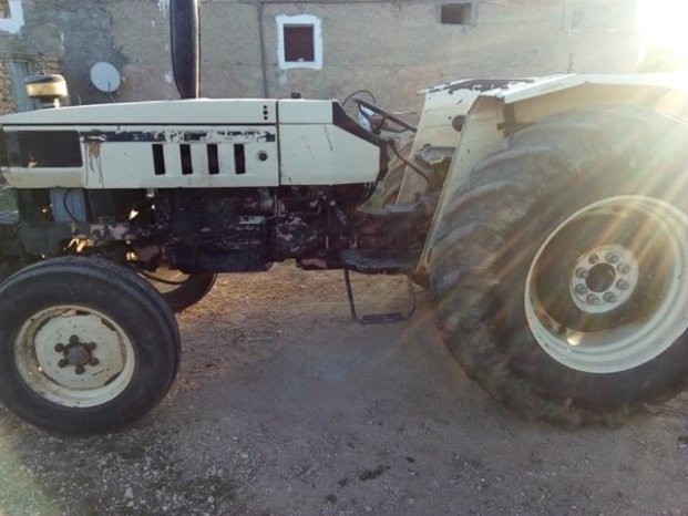 À vendre Tracteur Lamborghini Cross 674-70 N Bon état complet