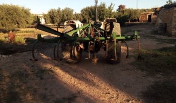 À vendre Tracteur Lamborghini Cross 674-70 N Bon état complet