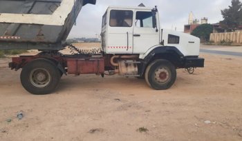 À vendre Tracteur avec semi remorque benne TP Renault CLM 385 complet