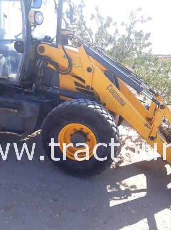 À vendre Tractopelle Cukurova 883 Bon état complet