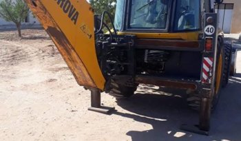 À vendre Tractopelle Cukurova 883 Bon état complet