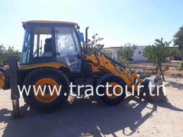 À vendre Tractopelle Cukurova 883 Bon état complet