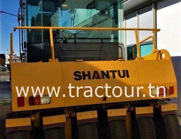 À vendre Rouleau compacteur à pneus – Concessionaire complet