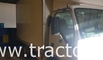 À vendre Camion fourgon Isuzu NPR 66 Bon état complet