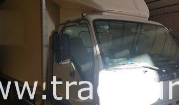 À vendre Camion fourgon Isuzu NPR 66 Bon état complet