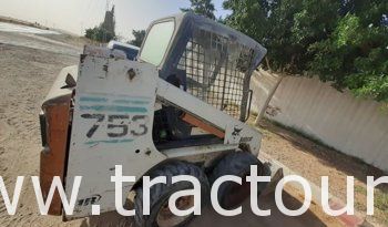 À vendre Chargeuse compacte avec godet Bobcat 753 Bon état complet
