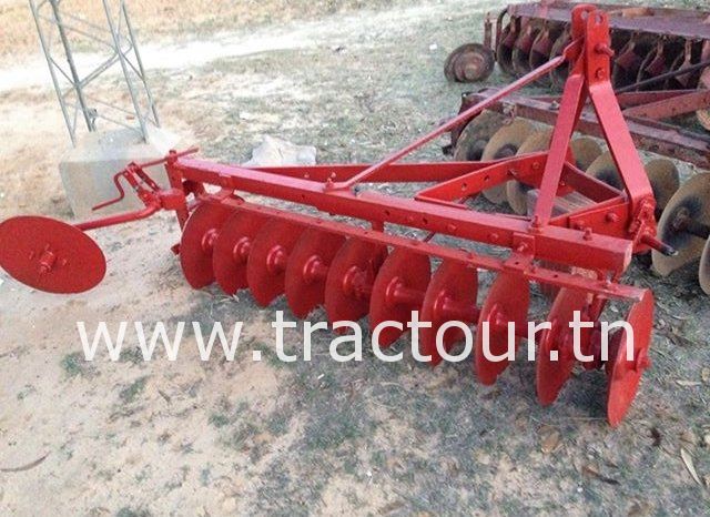 À vendre Déchaumeuse à 10 disques McCormick Bon état complet