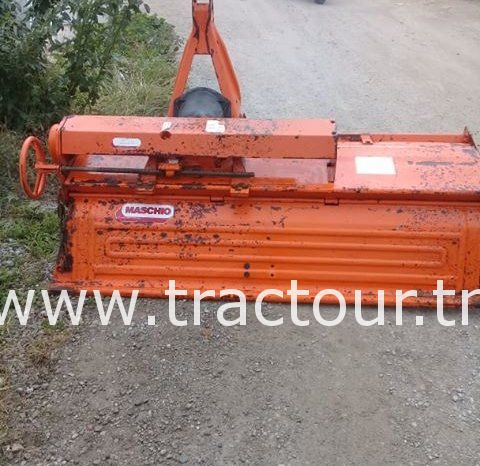 À vendre Rotavator Maschio Bon état complet