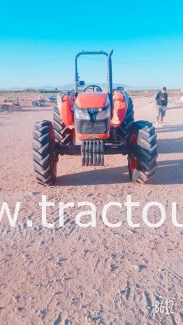À vendre Tracteur Kubota M8540 Bon état complet