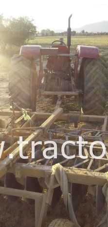 À vendre Tracteur Massey Ferguson 275 Bon état complet