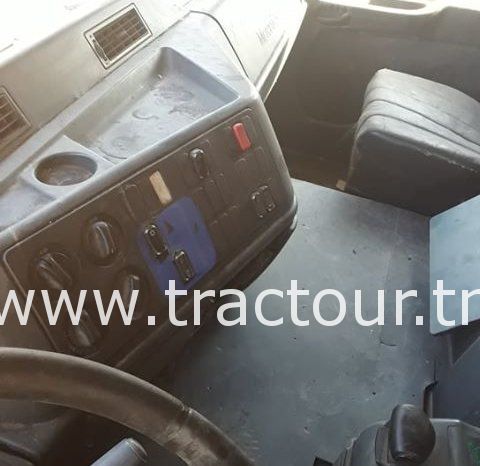 À vendre Tracteur routier sans attelage Mercedes Actros 1835 Bon état complet
