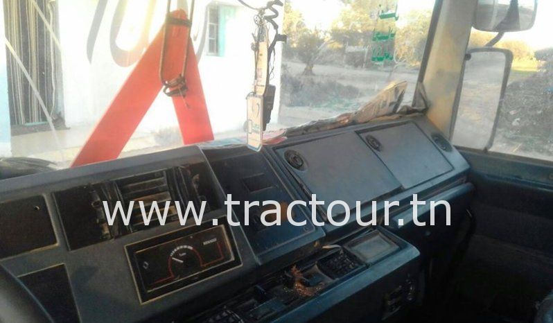 À vendre Tracteur routier sans attelage Renault Major R380 Bon état complet