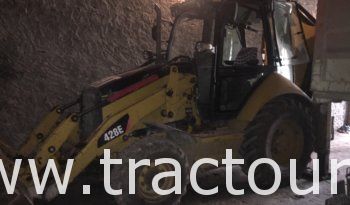 À vendre Tractopelle Caterpillar 428 E Bon état complet