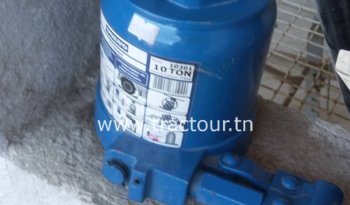 À vendre Cric bouteille hydraulique – Neuf JAMAIS UTILISE complet