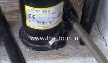 À vendre Cric bouteille hydraulique – Neuf JAMAIS UTILISE complet