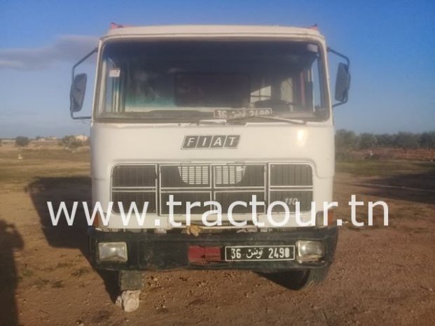 À vendre Camion benne TP Fiat Iveco 110 Bon état complet