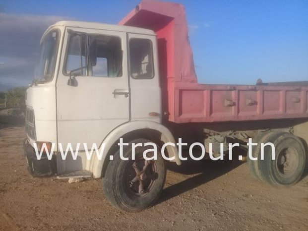 À vendre Camion benne TP Fiat Iveco 110 Bon état complet