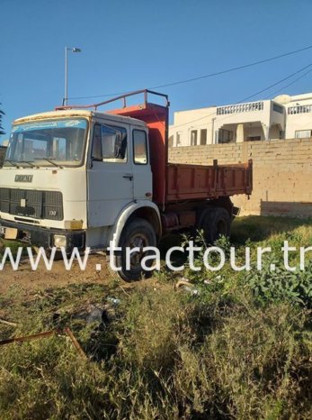 À vendre Camion benne Fiat Iveco 130 complet