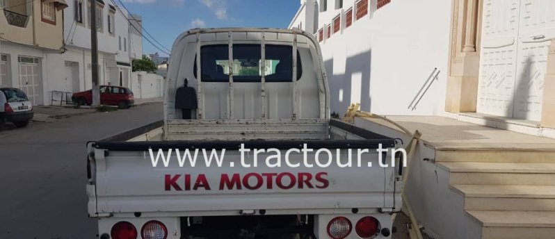À vendre Camionnette 4 portes avec benne Kia K2700 4×4 Neuf en excellent état complet