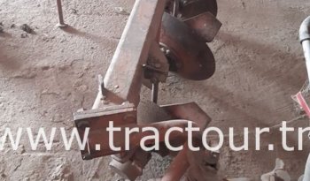 À vendre Charrue à 3 socs MIG-Huard Bon état complet