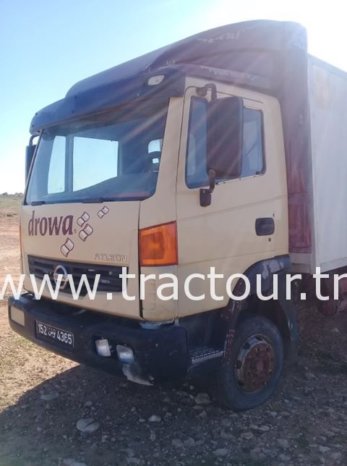 À vendre Camion fourgon Nissan Atleon 120 Bon état complet