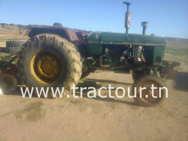 À vendre Tracteur John Deere 2040 Bon état complet
