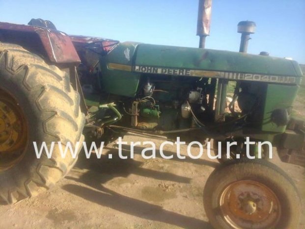 À vendre Tracteur John Deere 2040 Bon état complet