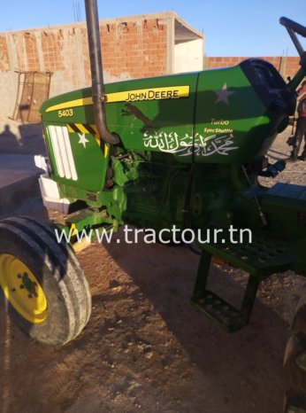 À vendre Tracteur John Deere 5403 Neuf en excellent état complet